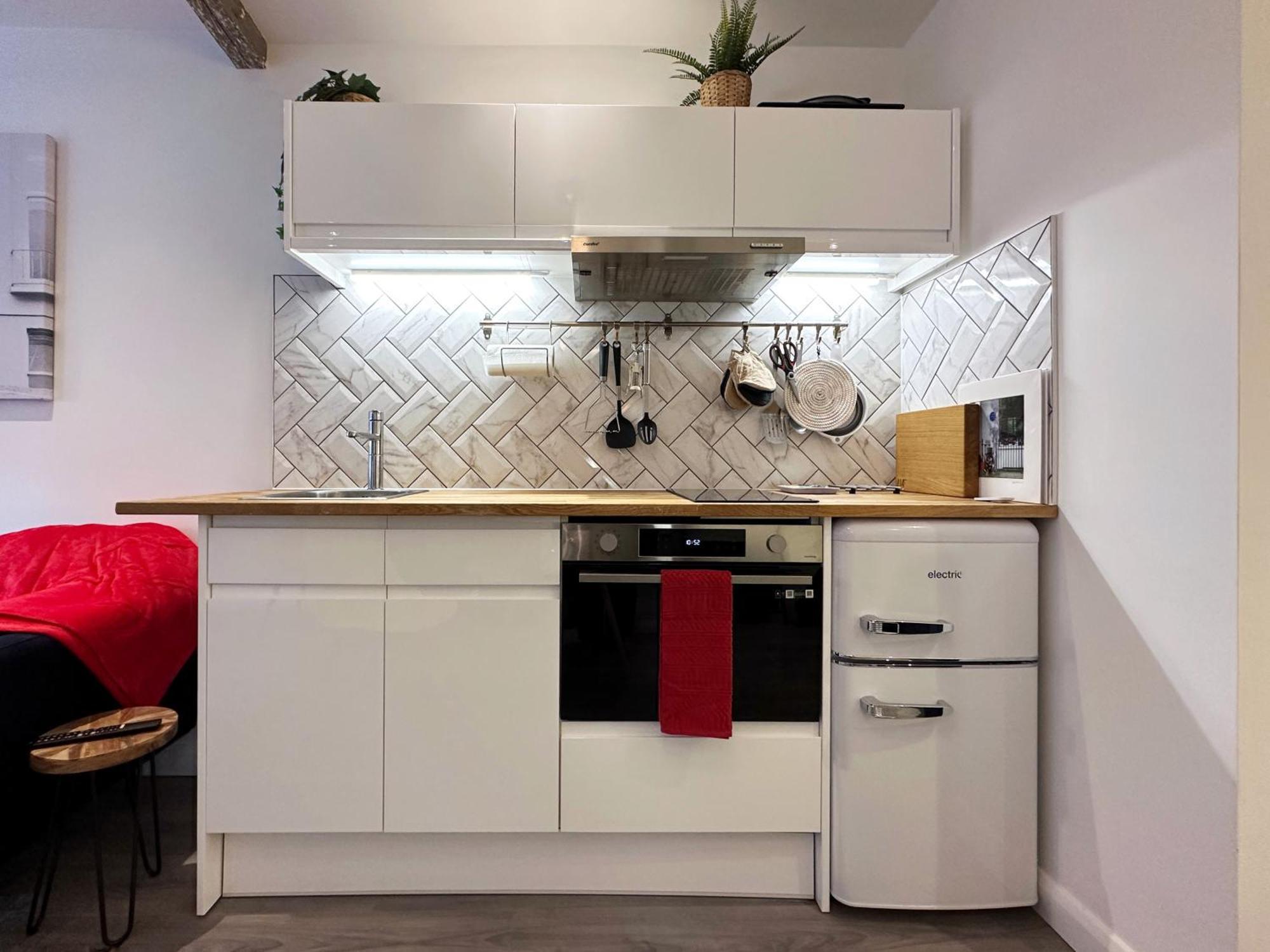 Kensington Studio Hosted By Airoperate Near Notting Hill - 1 Double Bed , 1 Sofa Bed, Ground Floor Apartment Via Private Entrance Londres Extérieur photo