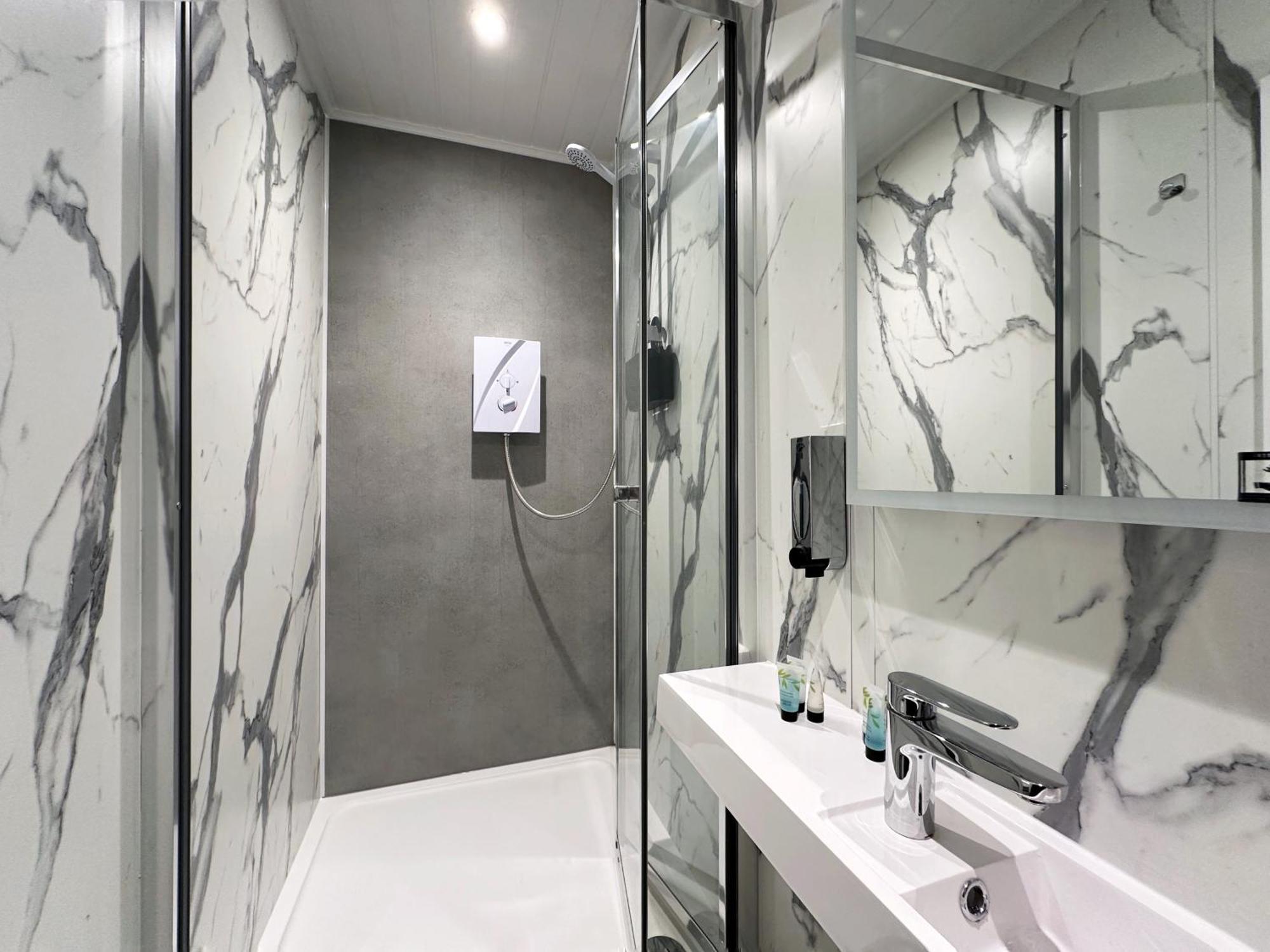 Kensington Studio Hosted By Airoperate Near Notting Hill - 1 Double Bed , 1 Sofa Bed, Ground Floor Apartment Via Private Entrance Londres Extérieur photo